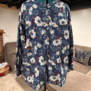 Duluth Trading Company Floral Print Blue Shirt